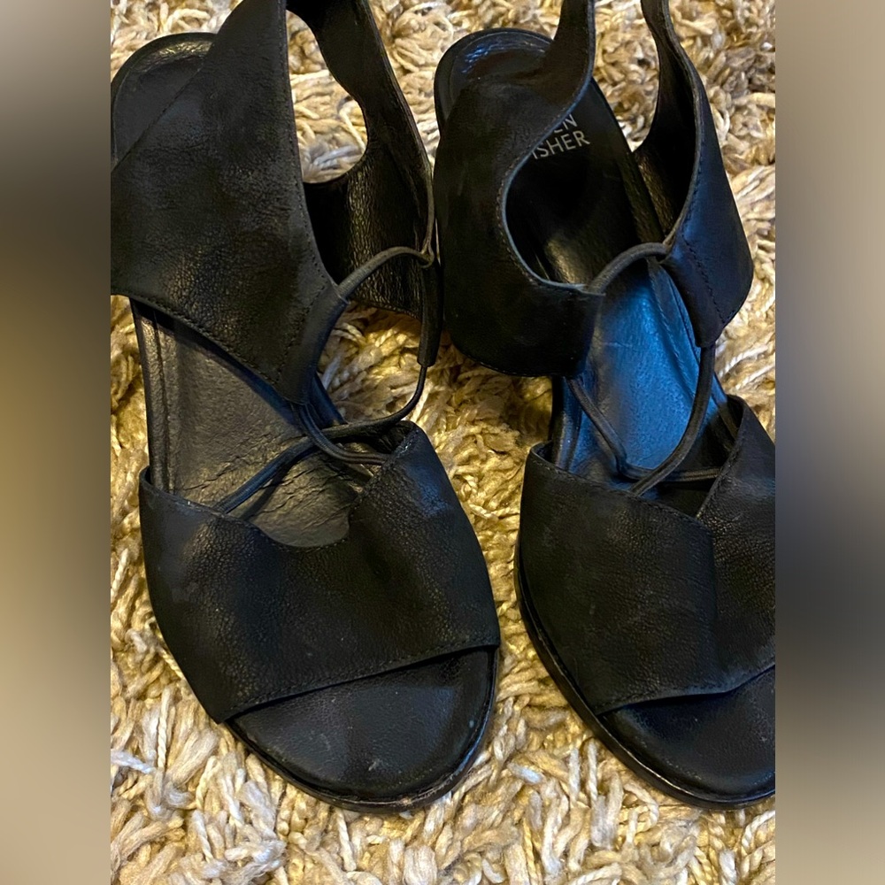 Eileen Fisher leather sandals size 8